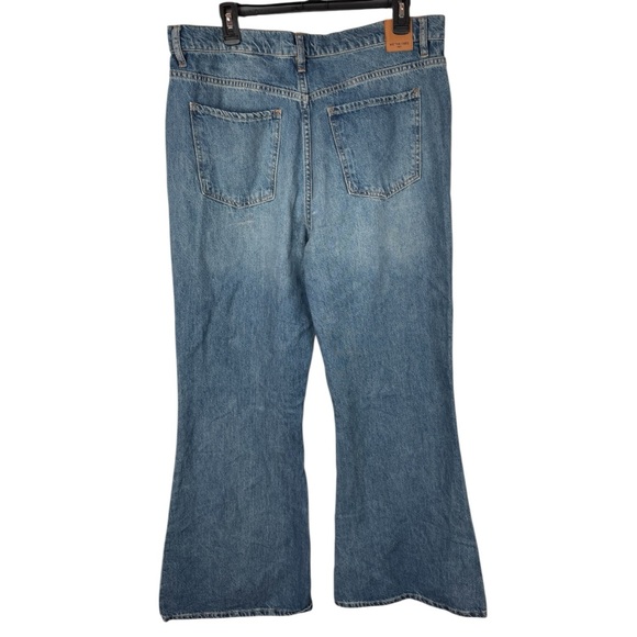 Free People We the Free New Dawn Flare Jeans - Picture 4 of 9